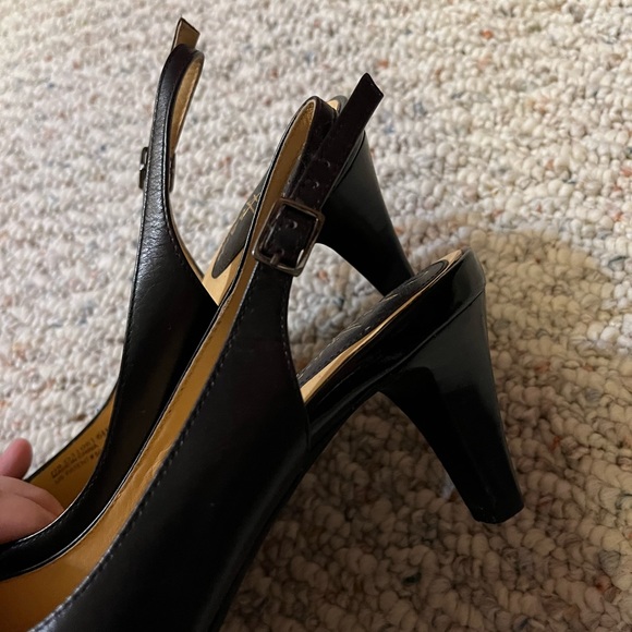 PRE-LOVED Cole Haan Nike sling back sandals - Picture 5 of 7